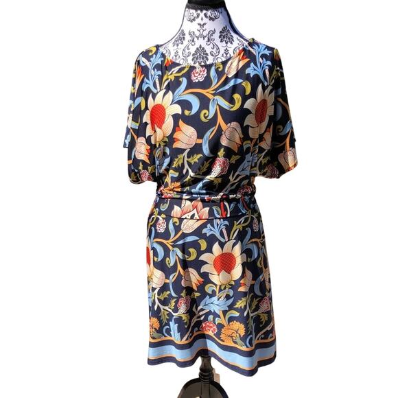 BCBGMAXAZRIA Floral Midi Dress size XSmall - Picture 3 of 6